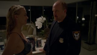 Yvonne Strahovski – Louie s04e02 (2014) HD 1080p!!!-7