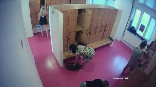 Watch Free Porno Online – Voyeur locker room – Women in the locker room of the fitness club  on voyeur -8