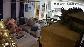 6215 Couple Caught Fucking On Living Room Sofa-2