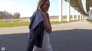 [K2S.CLUB] Miley-Weasel - Geile Blondine Besorgt Es Sich Öffentlich - Geile Liebeskugeln - FullHD 1080P-9