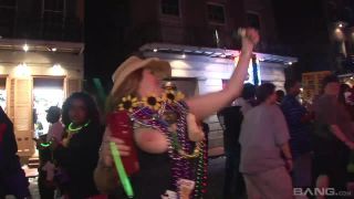 Mardi Gras Is So Fun For Chastity GroupSex!-3