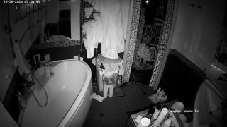 Guest Guy Shower 26-10-2024 720P - Voyeur-9