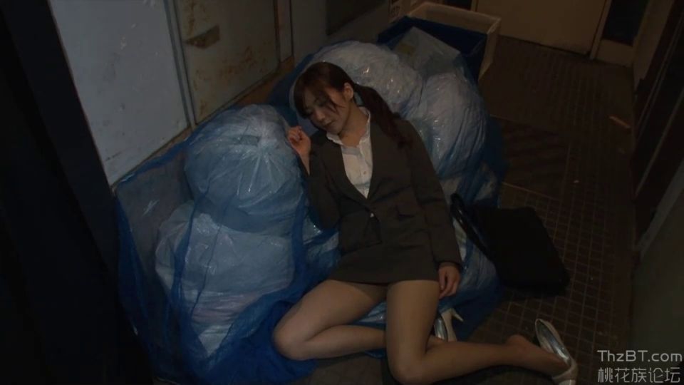 Dead Drunken Molester (Amateur porn) Kanou Ayako, Hayama Miku, Moriyasu Sana, Nishio Remu
