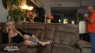 Video Fucking my StepDaughter s Hot Big Titty Goth Friend Skylar Vo...-1