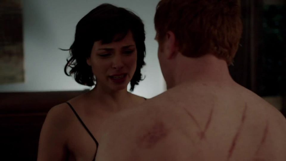 Morena Baccarin Nude - Homeland s01e01 2011