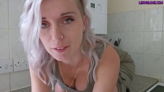 Lexi Snow  Dildo Lexi Snow – Your Thankful Neighbour-2