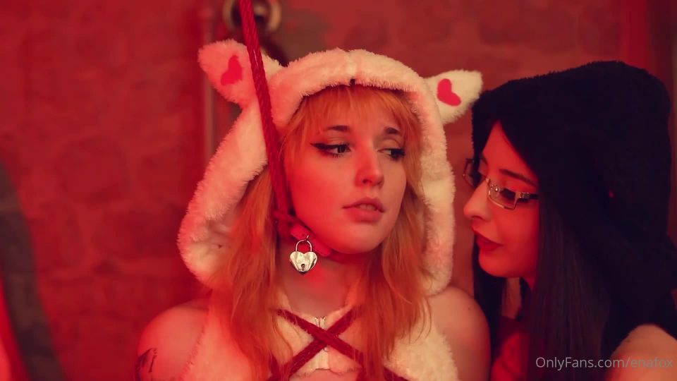 Enafox and Mikomi Hikomi – GG The New Pet Video cosplay 