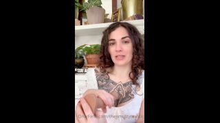 giaisabellaxx H265 2020-10-02 ood morning! here's me trying to blow this dildo for you  unfortunately a neighbor wa-7