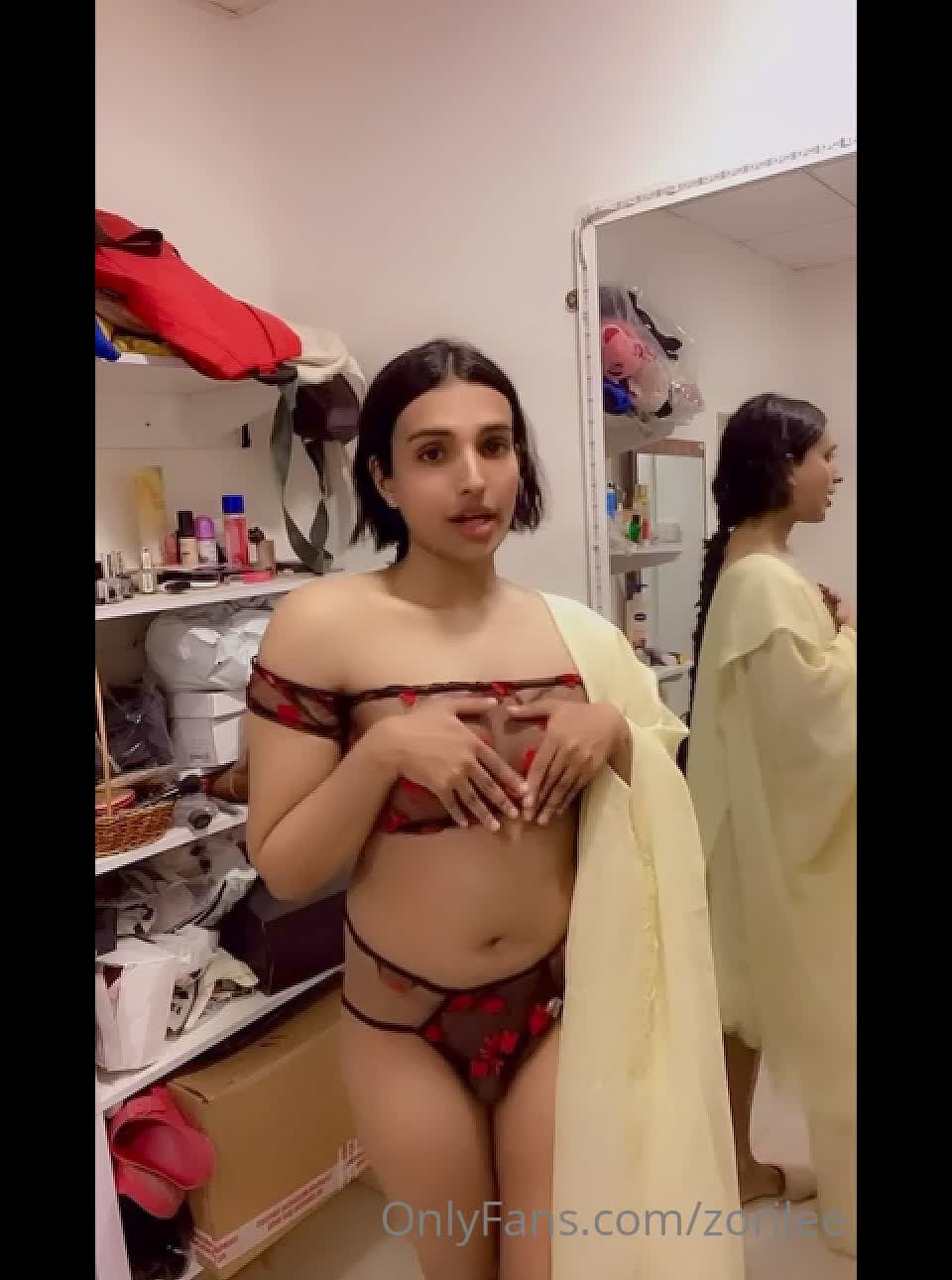 KoKo - zorilee () Zorilee - crazy indian girl hehe 16-10-2021
