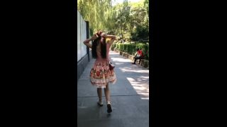 Double Horsetail lo girl on the street naked he dance-0