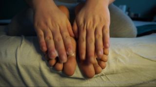 free xxx video 17 boss foot fetish Tickling Videos, tickling feet on massage porn-1