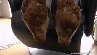 free adult video 32 MadameMadison – Making him lick mud from my feet | foot play | pussy licking barefoot fetish-9