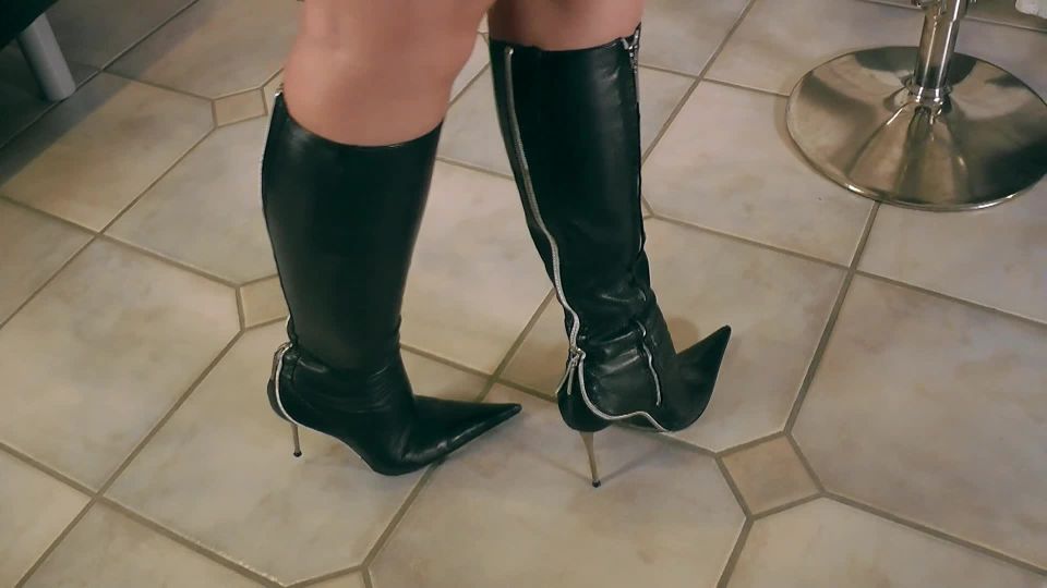 Lady Katharina - Katharina Boots 782 Sex Clip Video Porn ...