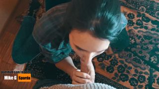 [Amateur] She could not help laughing / blowjob from girlfriend / 4k Blowjob-8