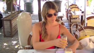 Amateur Upskirt Action 1024-8