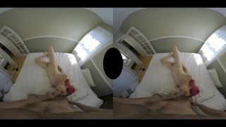 Natalie Stone – Breakfast In Bed (Oculus / 1920p)(Virtual Reality)-9