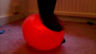 ﻿Balloon High Heel and Foot Pop (High Heels porn)-9