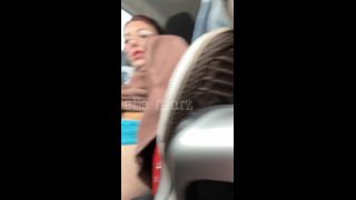 Elle Marz Elle Marz - Public cum in my car while ovulating-3