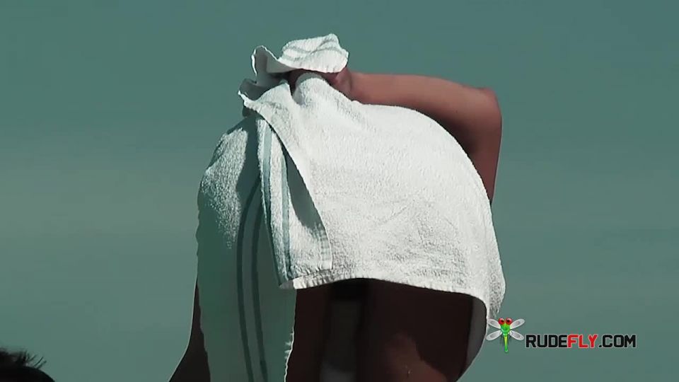 3 nudistas hidden video  one