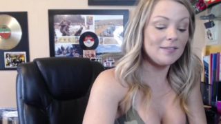 Meet Madden – CamShow – 04/29/20 - webcam - webcam -4