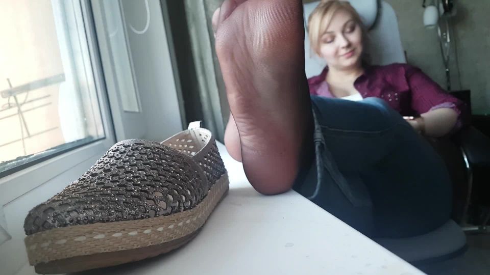 Rina Foxxy - black nylon, feet flats tease Sex Clip Vide...