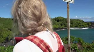 Atk girlfriends with gabbie carter in gabbie gets a nice facial!-0