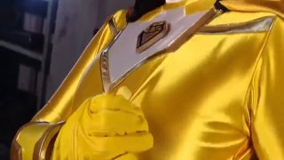 [WarAnLov.com] SPSB-98 Be-My-Shadow VS Phantoma Yellow-004-5