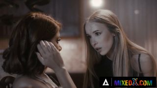 6289 The Hottest Lesbian Foursome Fuck Between Four Gorgeous ...-2