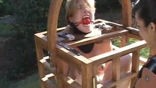 House of Gord19 08 31 Fayth on Fire & CeCi Dolores - Wooden Cage Torment (Scene)-8