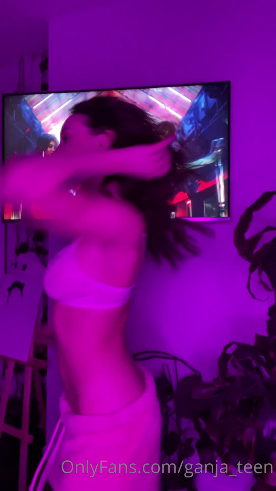 Onlyfans - Ganja babe - ganjababeI know my hot ass dance makes you so hard - 28-04-2021