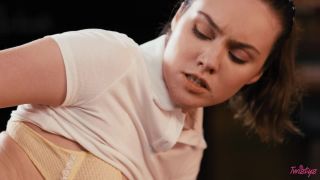 Lulu Chu, Freya Parker - Melting Point - Tribbing-3