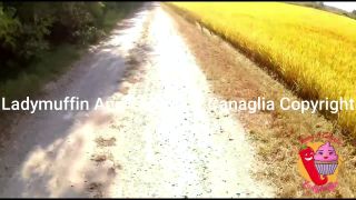 [GetFreeDays.com] Lui In Bici E Lei Corre A Piedi Ma Poi La Mette A Pecora japanese hardcore porn-2