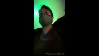 arabicslavegirl 2020.12.22 1492088107 Fun little airport public tease -9