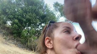 CodeyXXXSteele Vanna Bardot Sextape On a Hike Onlyfans (Pornstar)-9