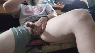 MarkinDaze - Quick rub in the garage-3