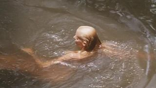 Daryl Hannah, Kathy Bates – At Play in the Fields of the Lord (1991)!!!-1