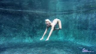 SexUnderwater e0816 Blake Carter UW Model Training 1 (mp4)-6