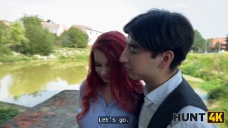 Stanley Johnson,Miss Olivia - HUNT4K. Slutty redhead Miss Olivia used her natural tits and perfect body to seduce a producer-2