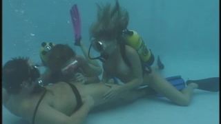 SexUnderwater e0079 Scuba Pool Class 1 (mp4)-5