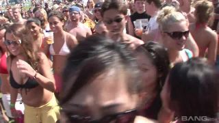 porn video 11 big tits foot fetish feet porn | Amateur Party Girls Get Freaky Out In Public As They Drink And Dance | foot-4