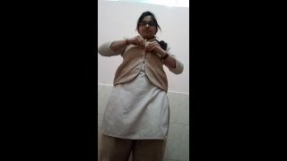 Indian chubby toilet show!-9