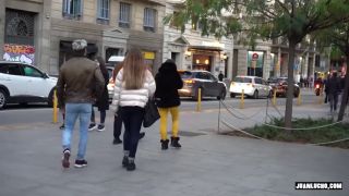 Exclusive Russian Tourist Catch on the Street-1