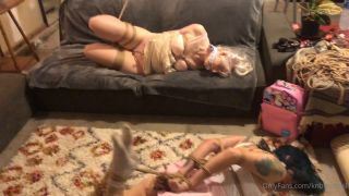 knottydevil 2023-10-31_Here_are_a_few_clips_of_pixiebait_and_bluberrydream_in_a_l.._bbec -6