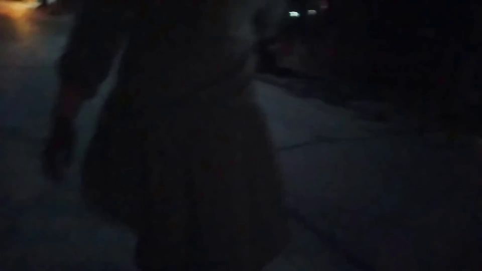 7178 Sex in Public Naked Girl in the City without Panties Lik...