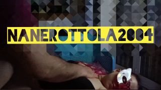 PiccolaKitty,Nanerottola04 - Mi faccio scopare sul tavolo in cucina a gambe in aria-6