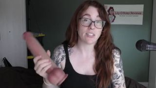 Huge Dildo NSFW Review of the Titan XL Dildo  geni.ustitan-xl-6