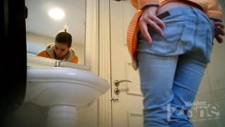 free porn clip 18 Voyeur – Her beautiful ass on voyeur -2