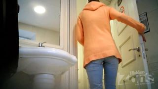 free porn clip 18 Voyeur – Her beautiful ass on voyeur -9