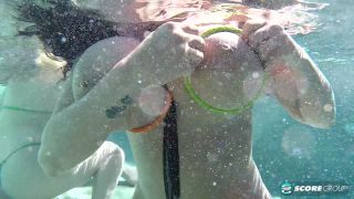 Big Boobs Underwater(Hardcore porn)-3