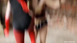 Watch Wonder Woman gets a forceful crotch rub Video Sex D...-7
